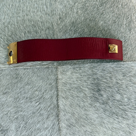 AUTHENTIC FENDI LEATHER CUFF - Picture 5 of 8